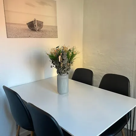 Apartment Close To The Center Of Aalborg Norresundby Exterior photo